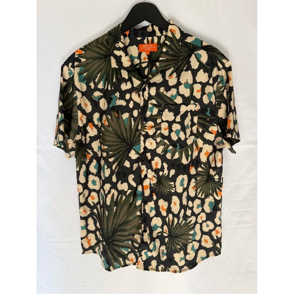 Negative Space Palm Leopard Performance Stretch Short Sleeve Shirt Large